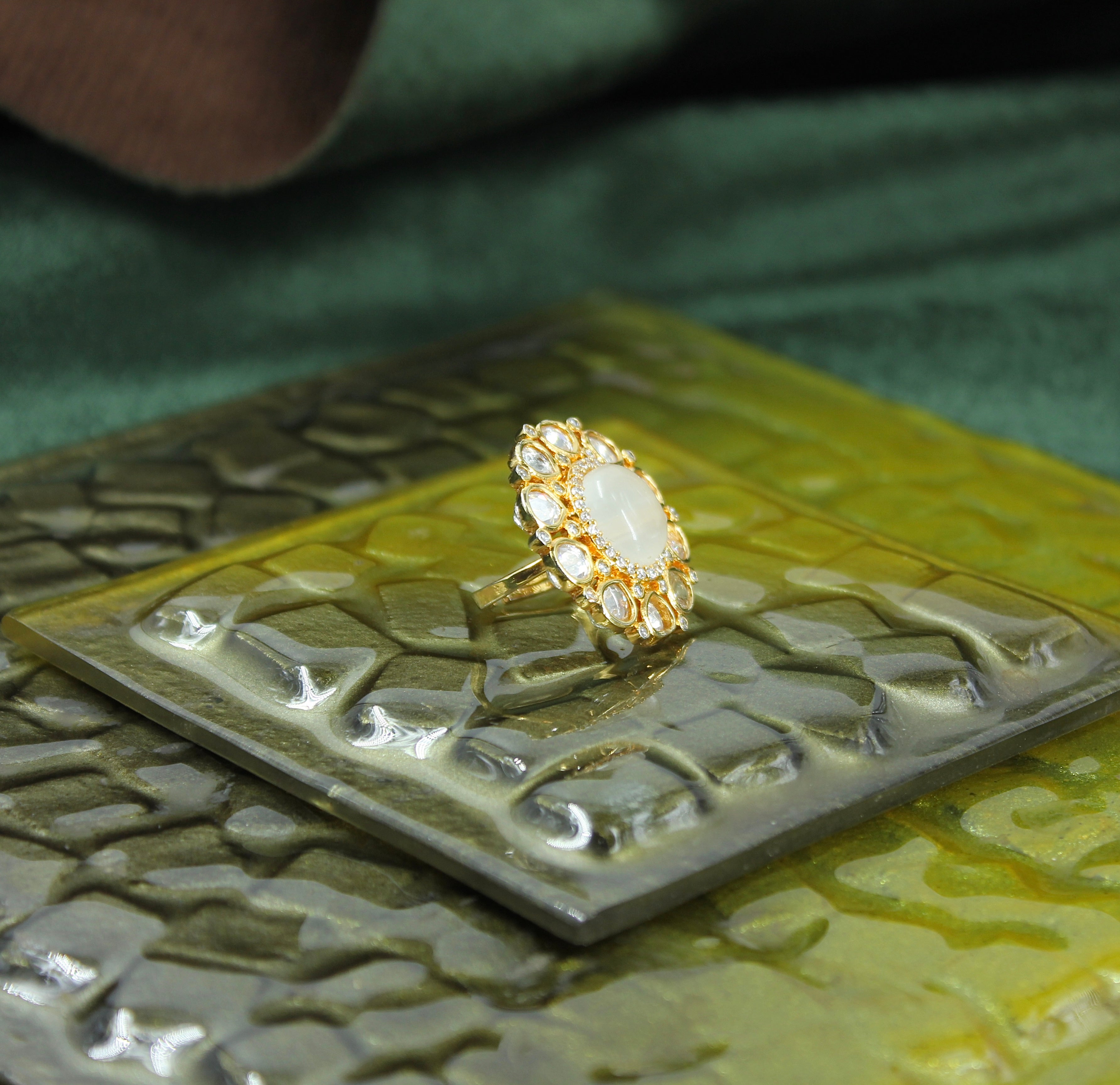 Chandrika – Moonlit Glow Kundan Ring