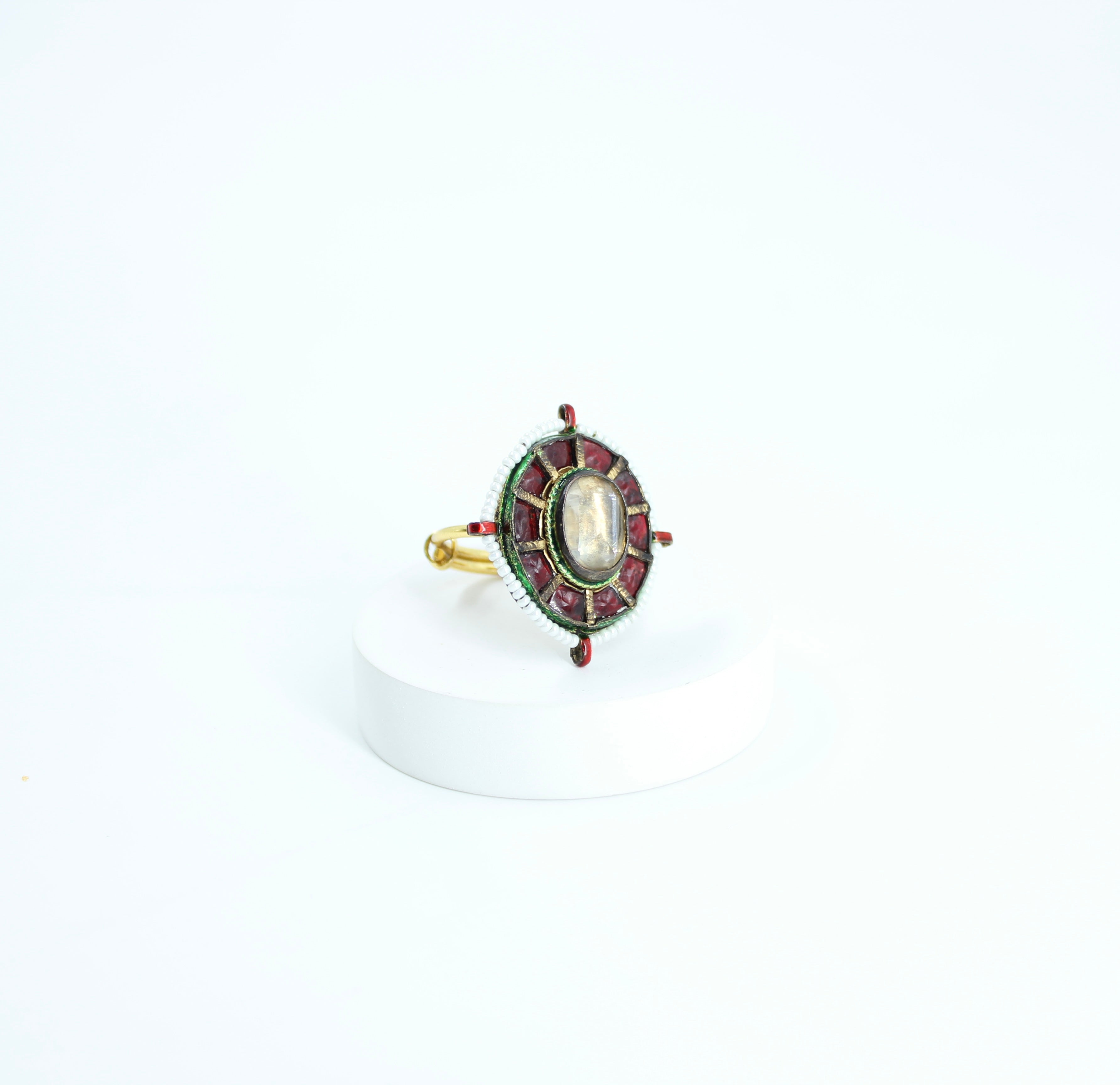 Rudrani – Scarlet Aura Kundan Ring
