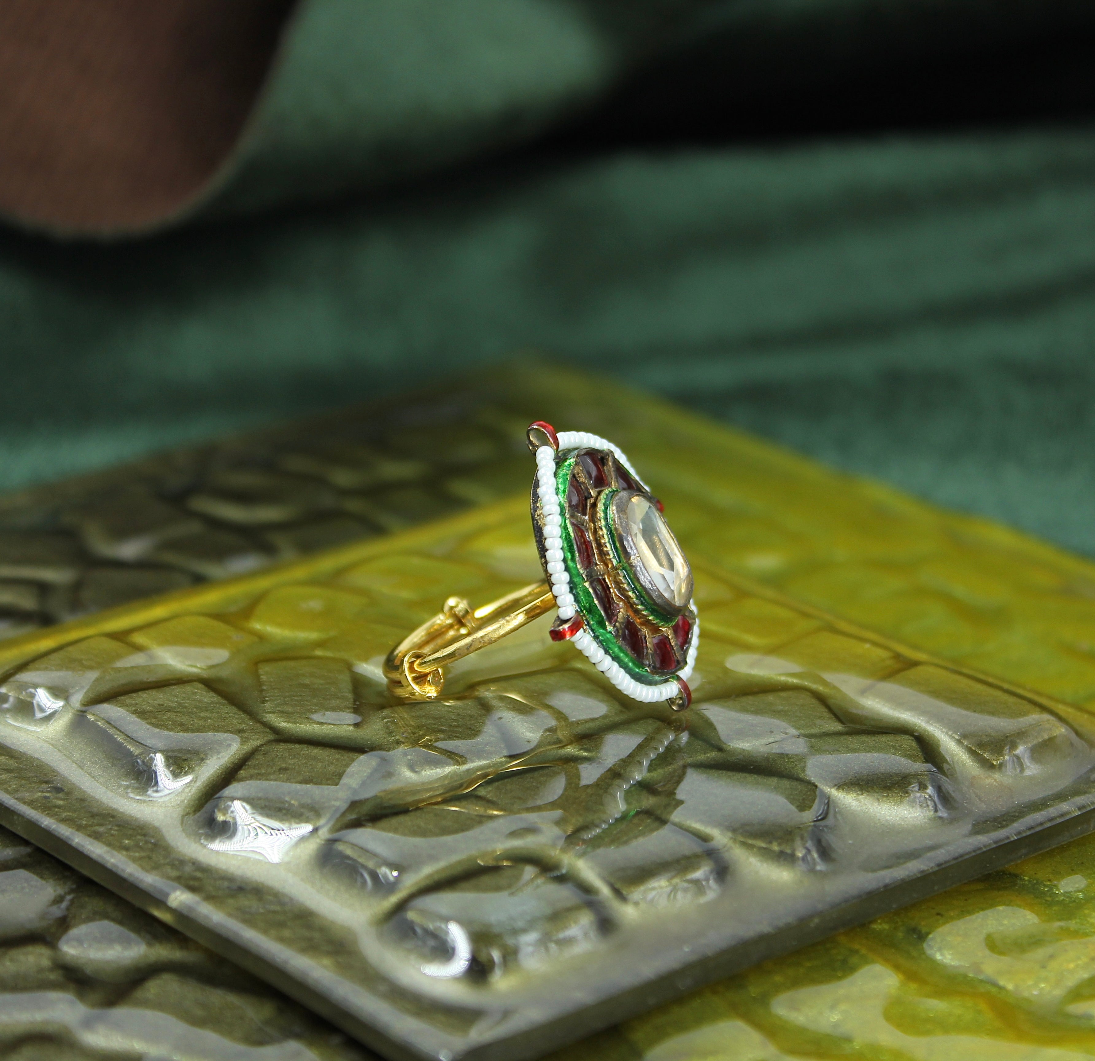 Rudrani – Scarlet Aura Kundan Ring