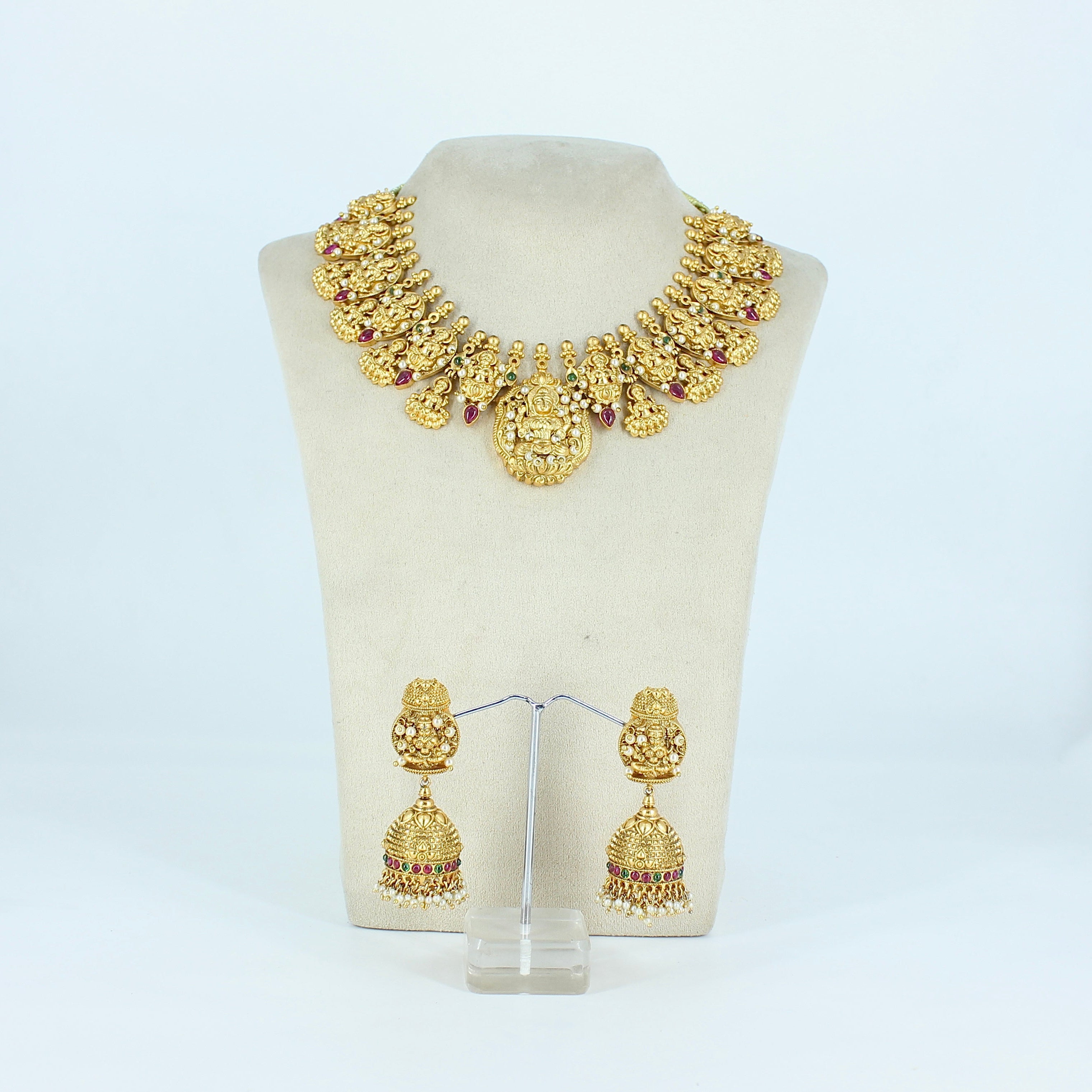 Vedika – Regal Temple Necklace Set