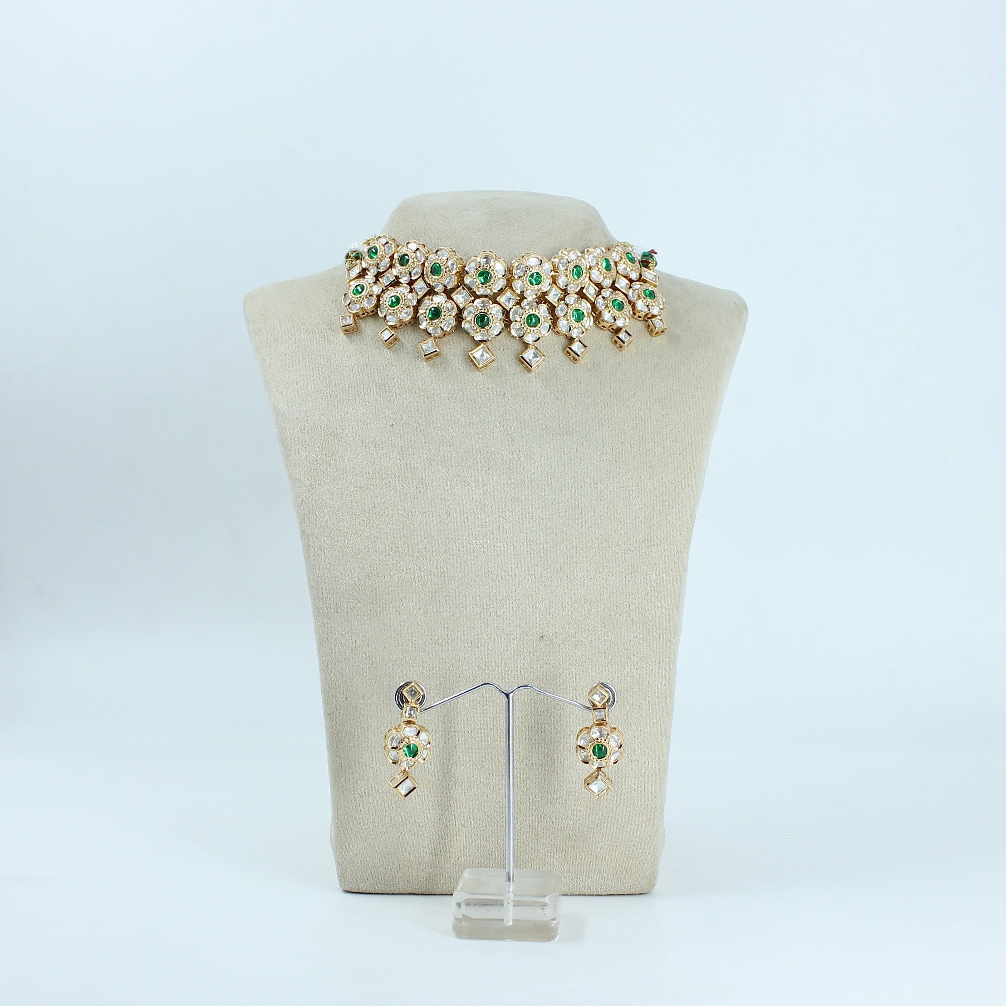 Elaria – Emerald Bloom Polki Choker Set