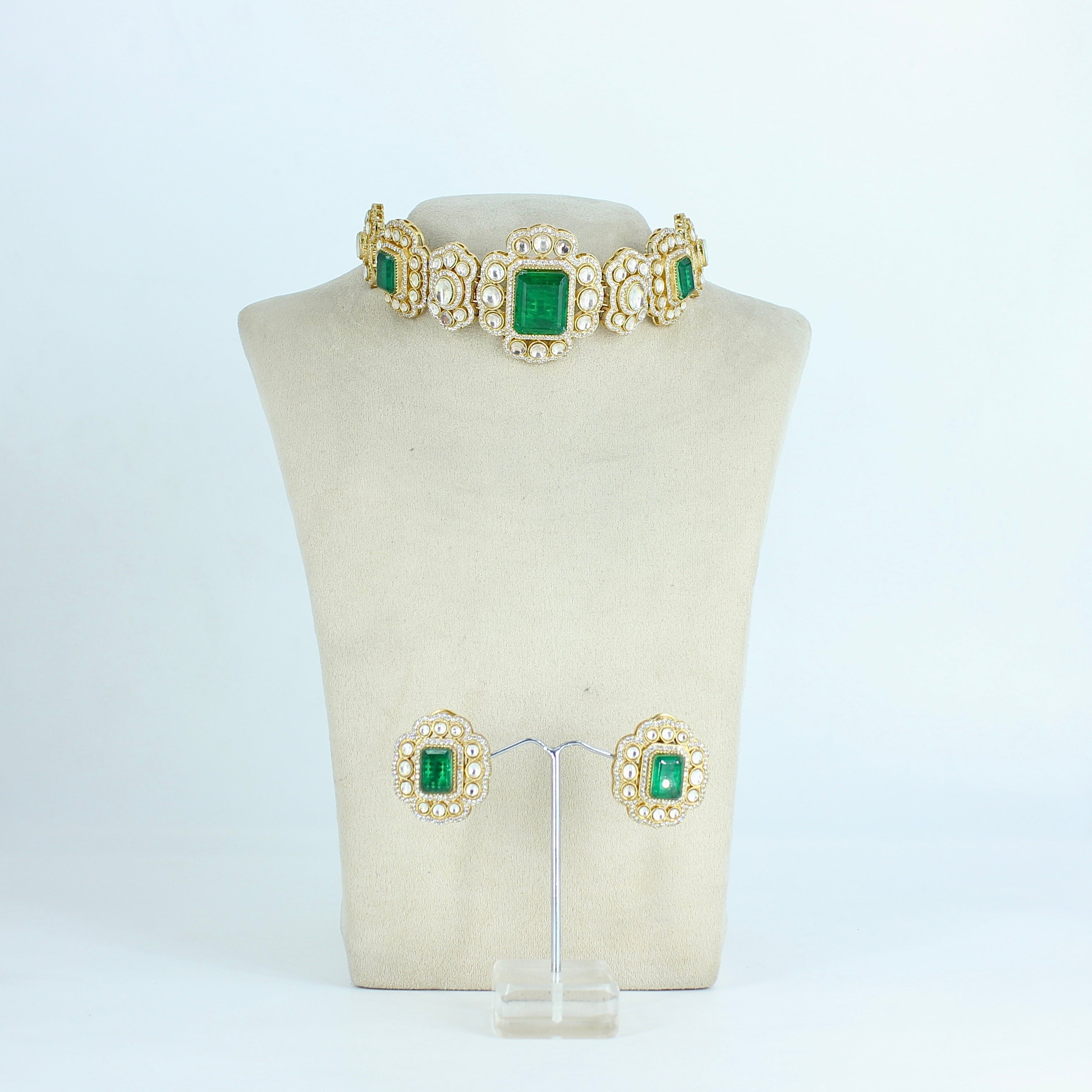 Avyanna – Regal Emerald Polki Choker Set