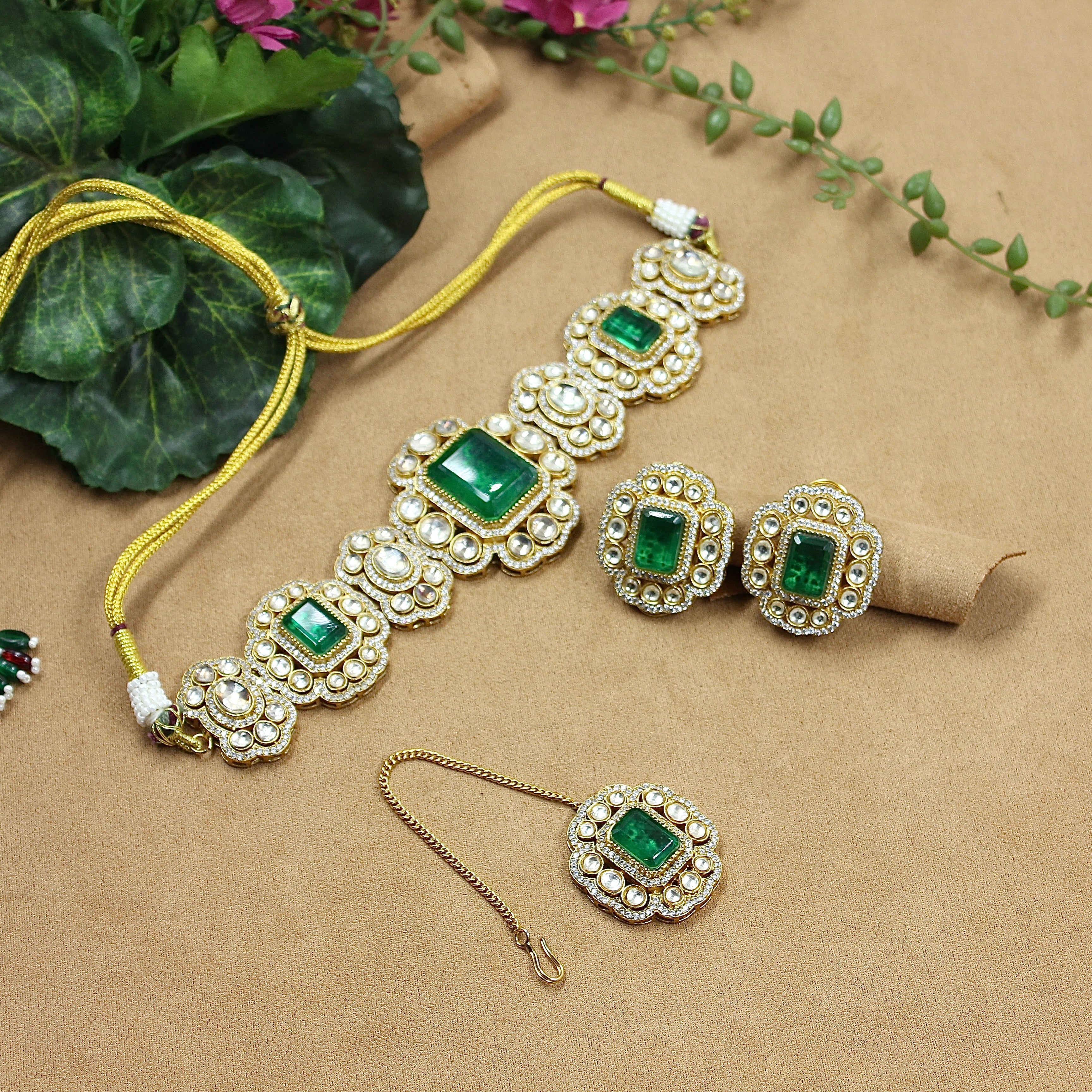 Avyanna – Regal Emerald Polki Choker Set