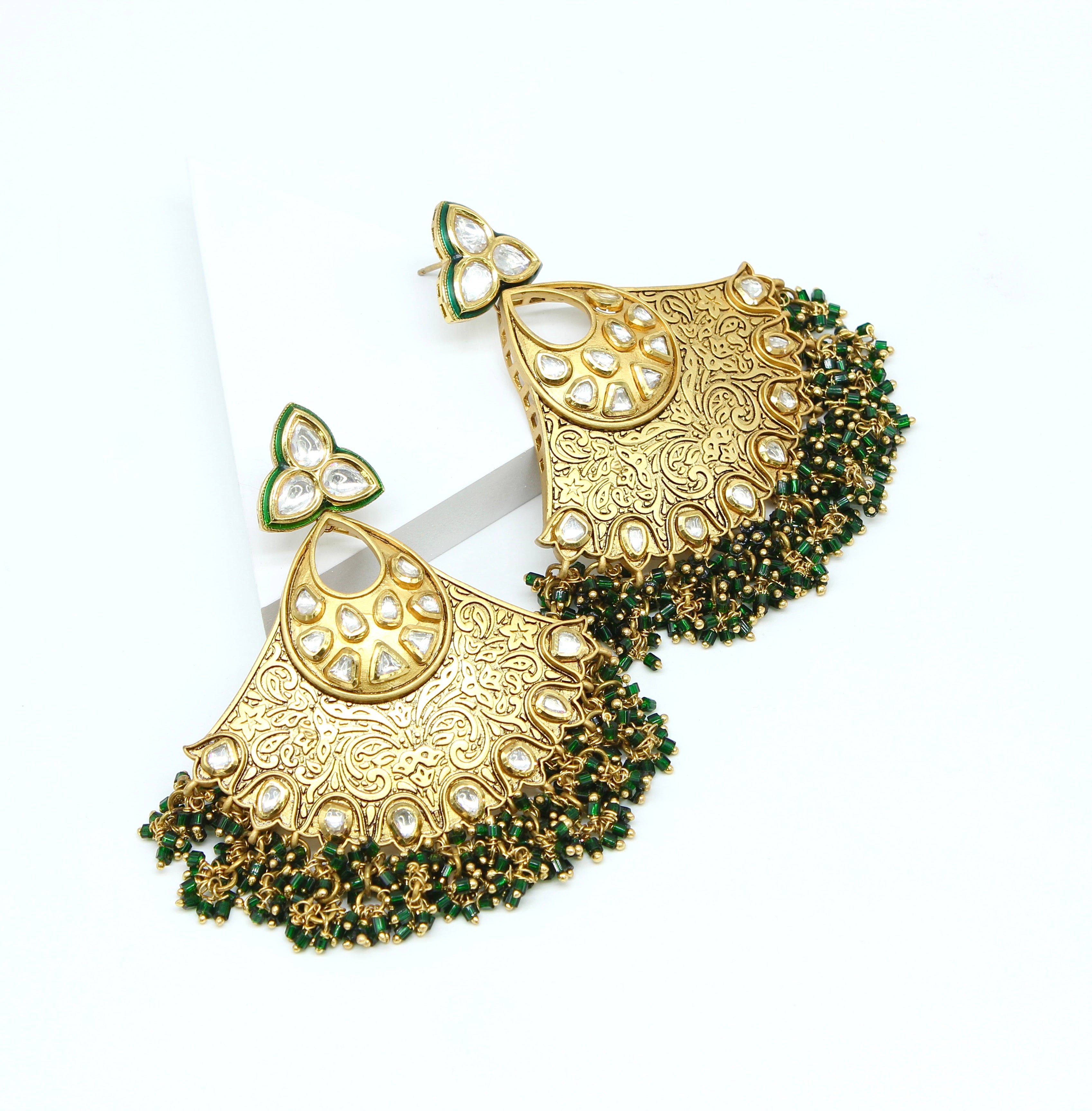 Zehra – Emerald Fringe Kundan Earrings