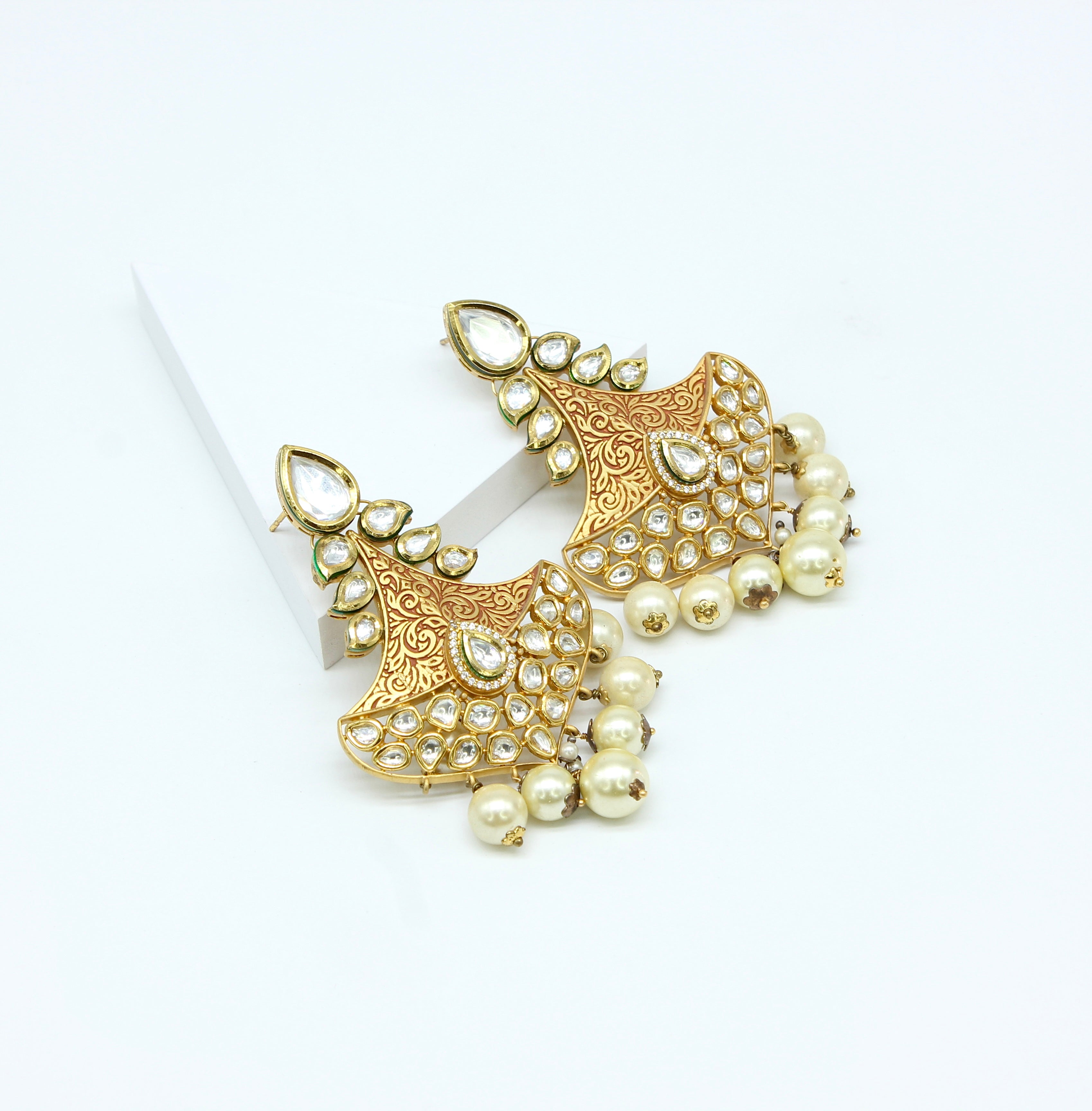 Zariah – Regal Crest Kundan Earrings