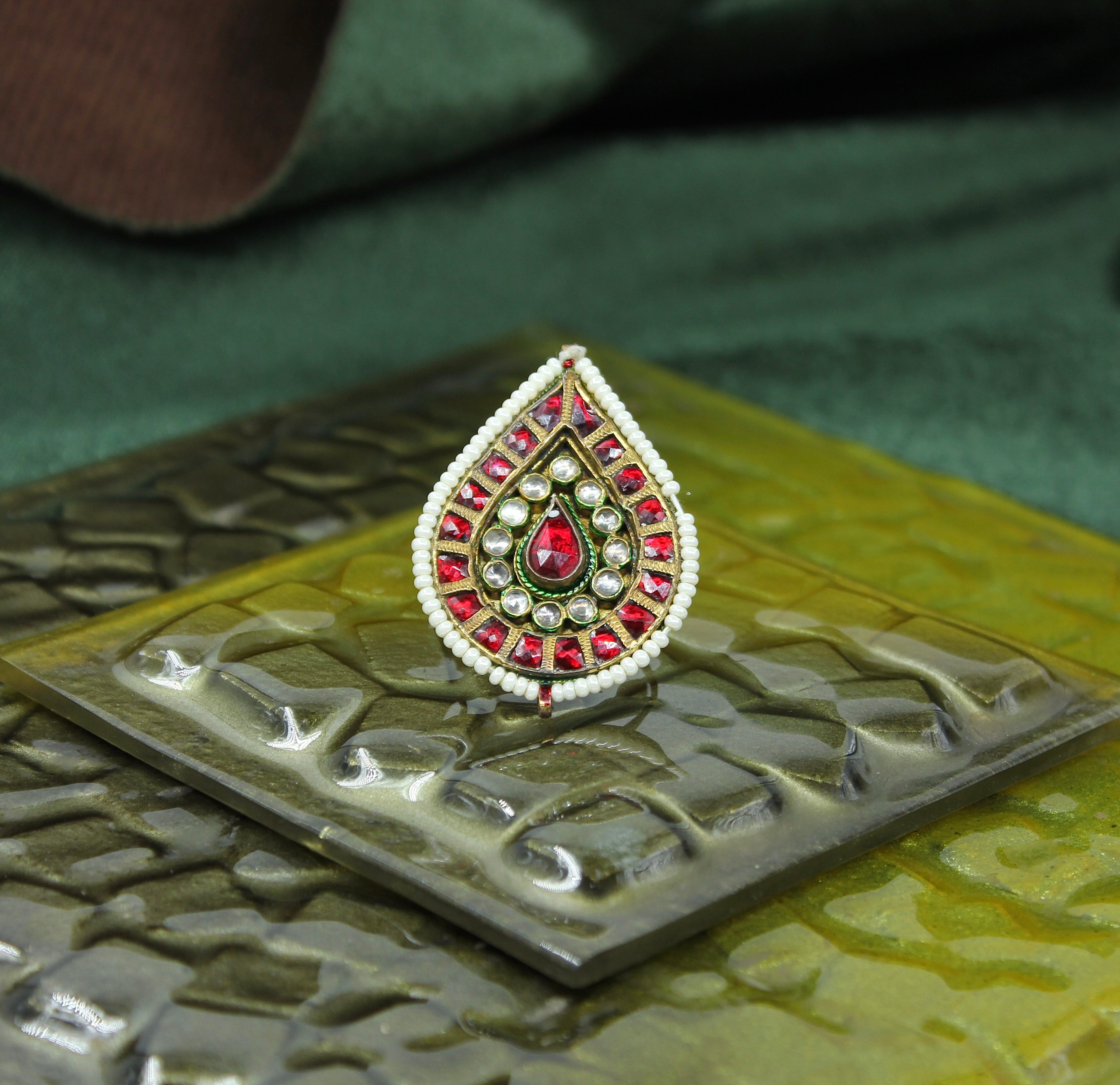 Lalima – Teardrop Kundan Ring
