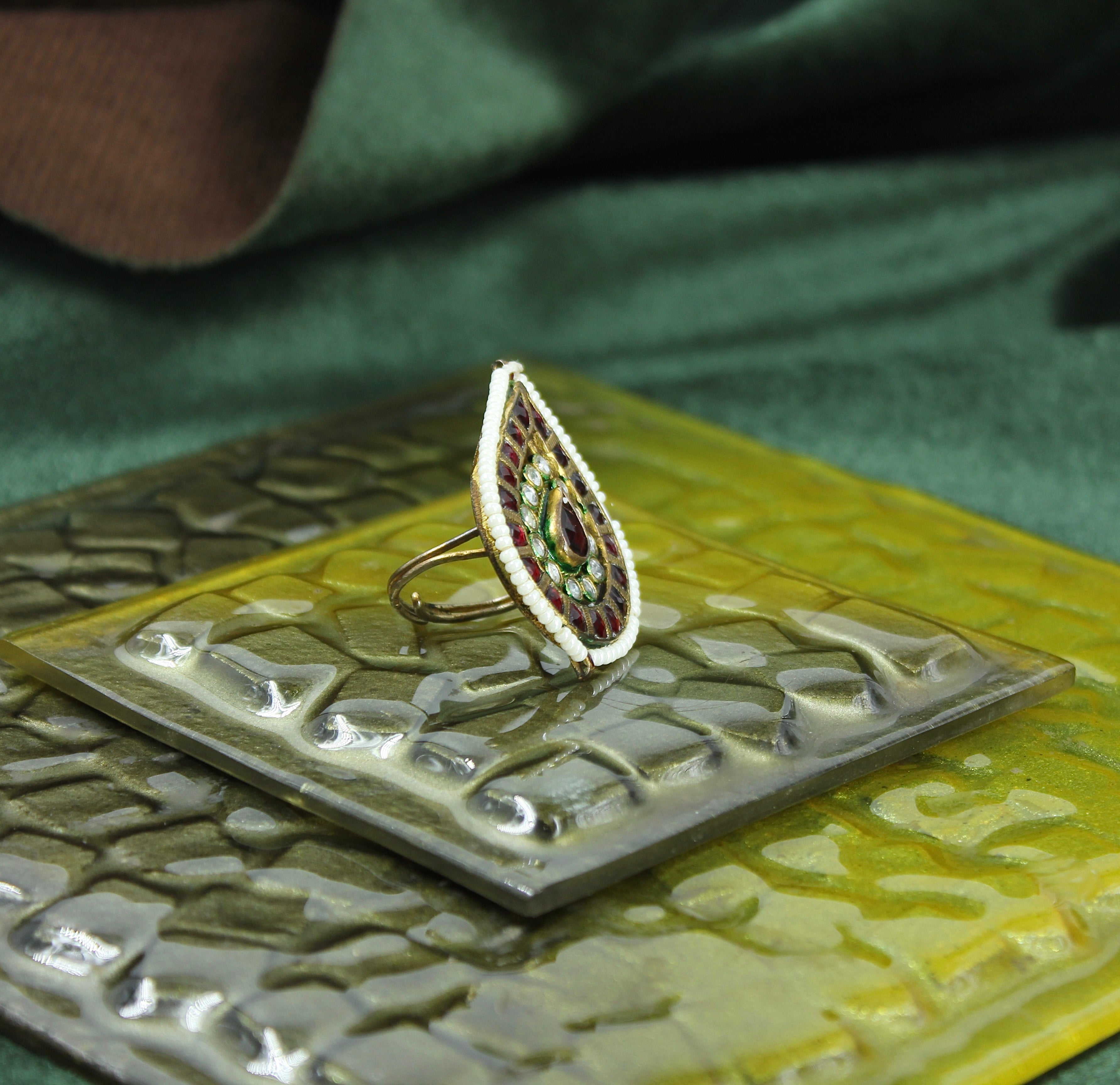 Lalima – Teardrop Kundan Ring