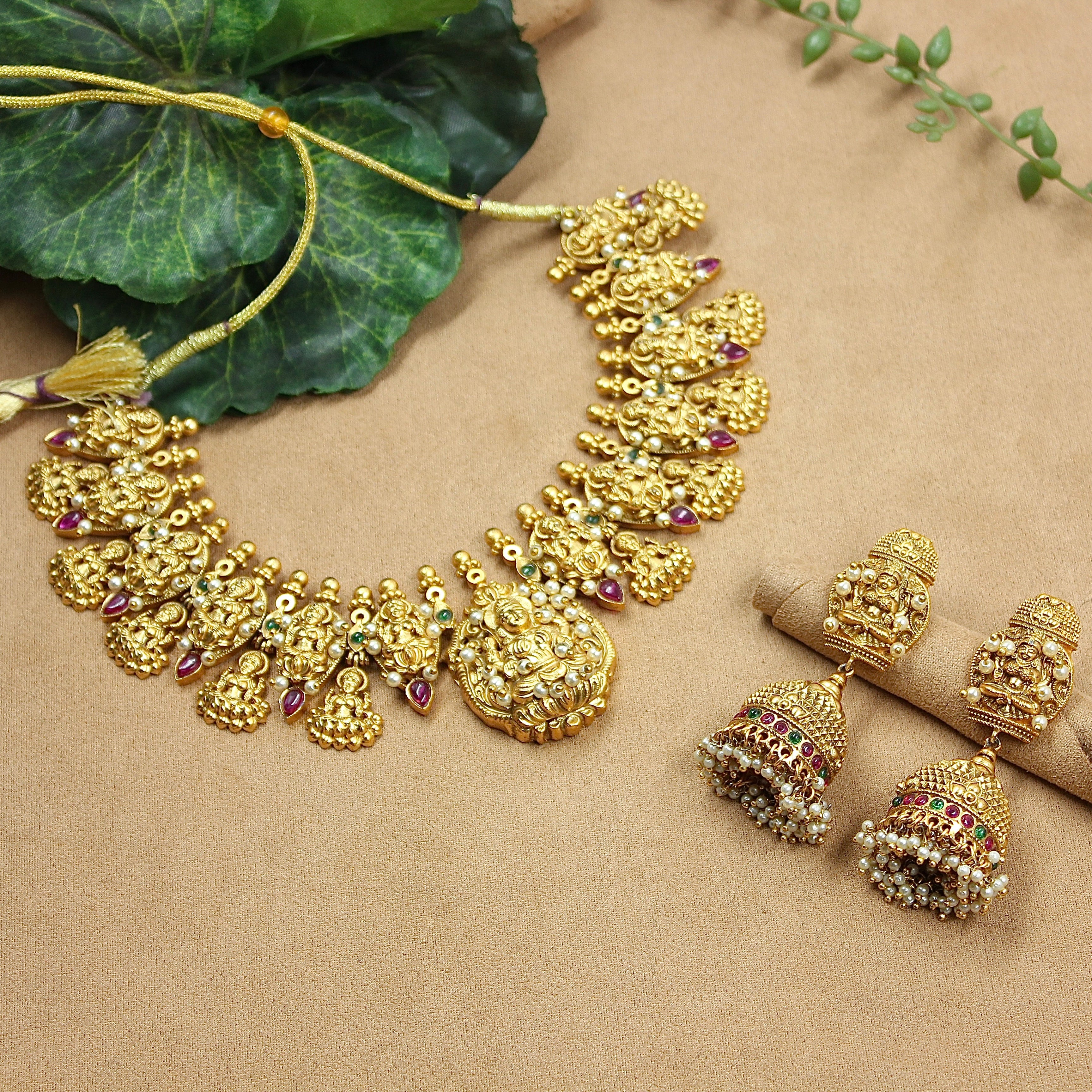 Vedika – Regal Temple Necklace Set