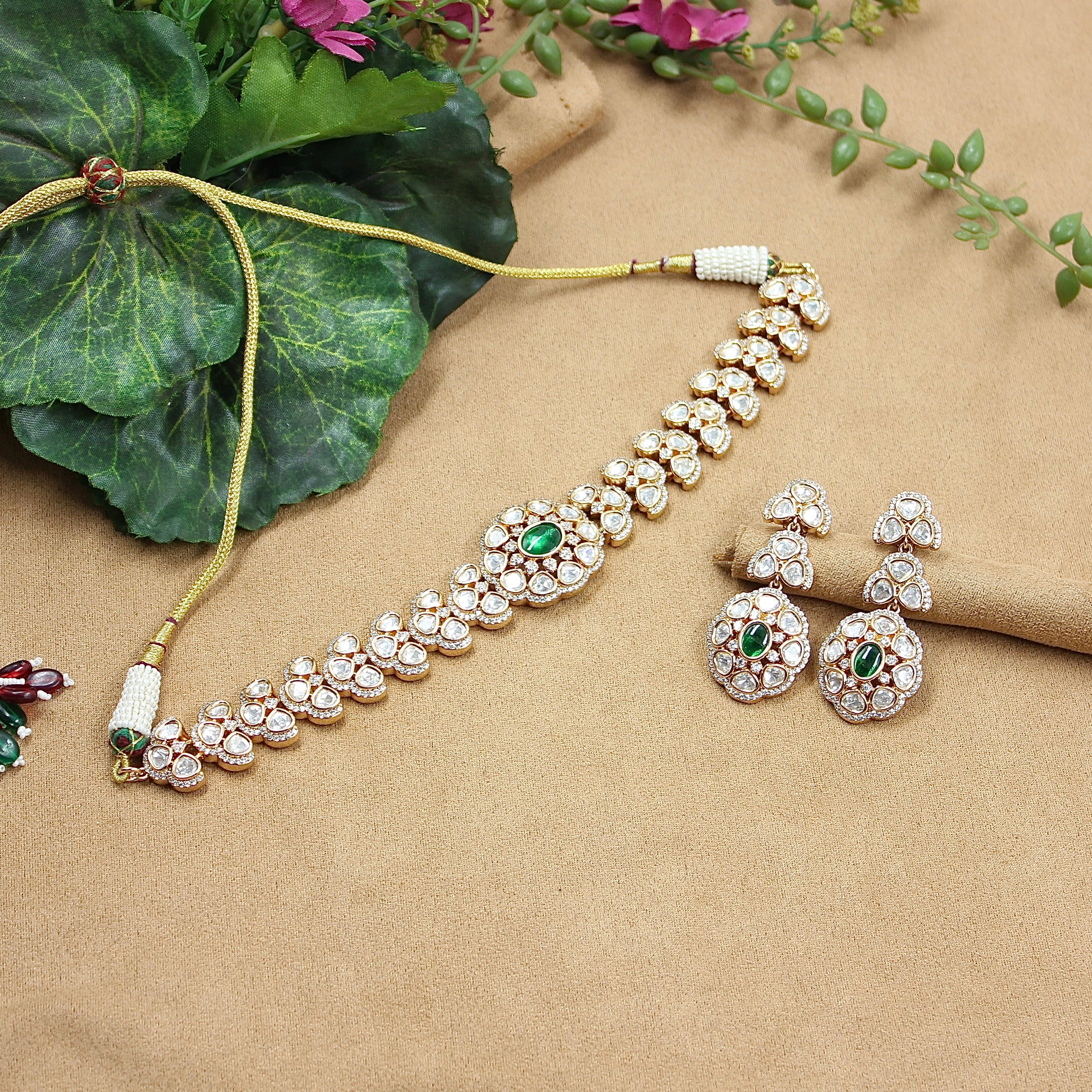 Vireya – Emerald Highlight Polki Choker Set